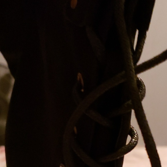 Boots - Picture 2 of 8